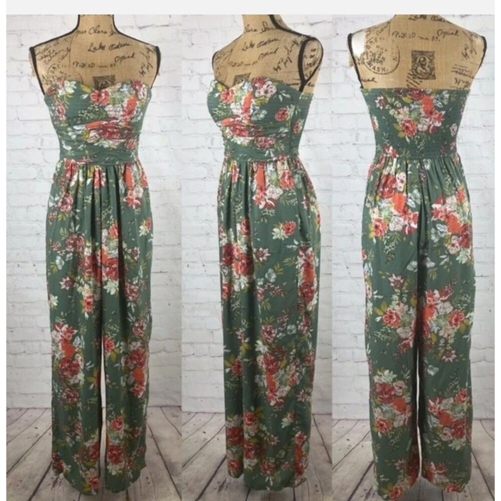 Band Of Gypsies BOG Collective Smocked Floral strapless jumpsuit, Green Small